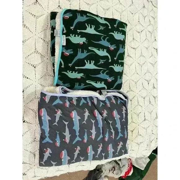 Kickee Pants Sherpa lined Toddler blankets - Picture 1 of 1